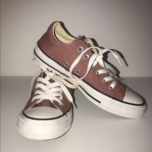 Low Top Converse